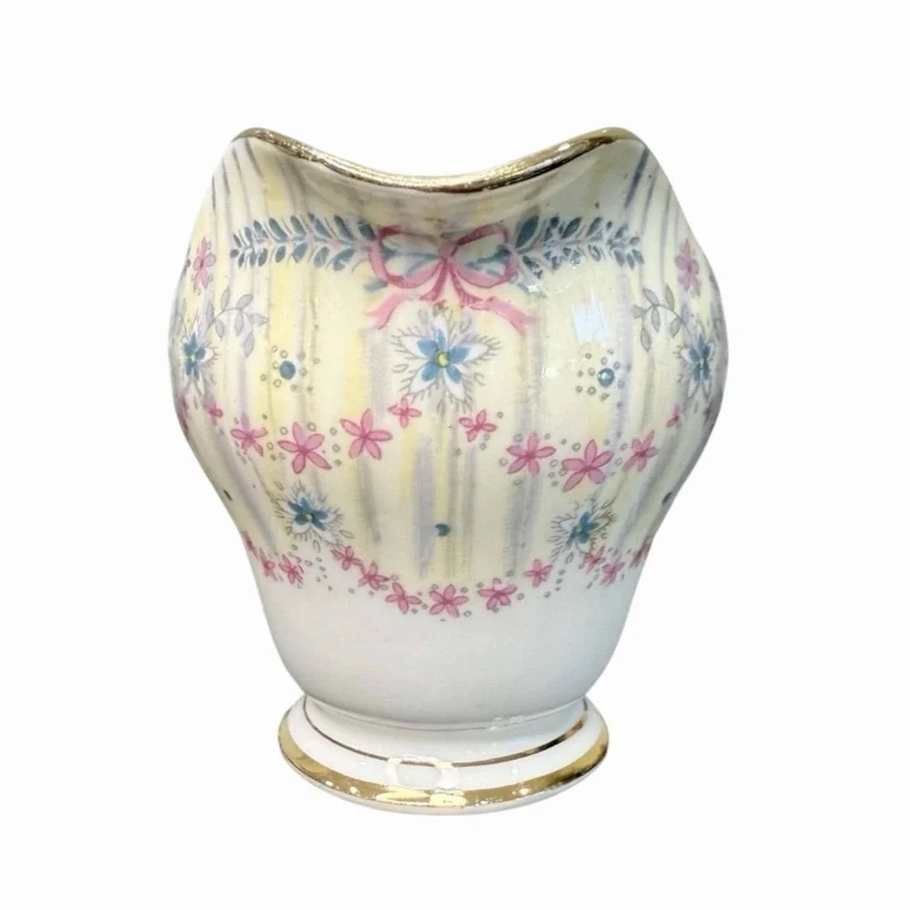 VNTG Queen Anne England Bone China Creamer Bowl Royal Bridal Gown 1949 Gold Trim